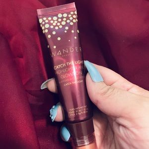 Wander Beauty Highlighter